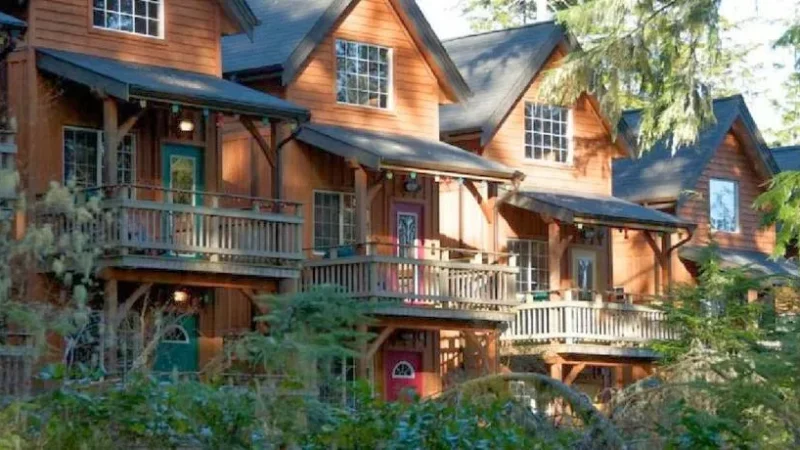 The Cabins at Terrace Beach